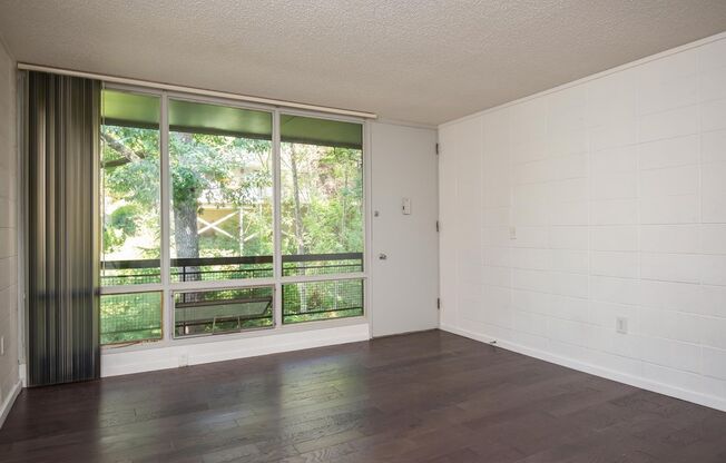 1 bed, 1 bath, 518 sqft, $1,315, Unit 120