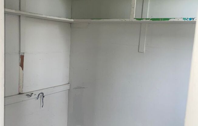 Two Bedroom Apartment Close to Downtown Lynchburg!