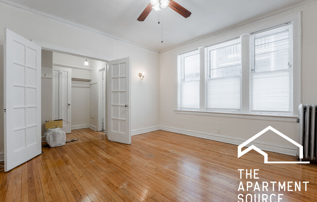 432 West Surf St.