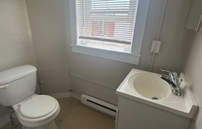 1 bed, 1 bath, $1,050