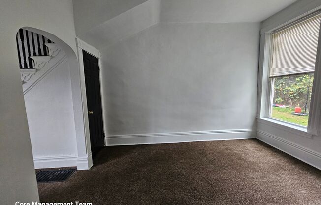 3 beds, 1 bath, $1,425