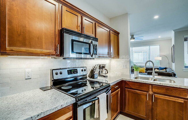 2 beds, 2 baths, 972 sqft, $2,800, Unit Unit 1150