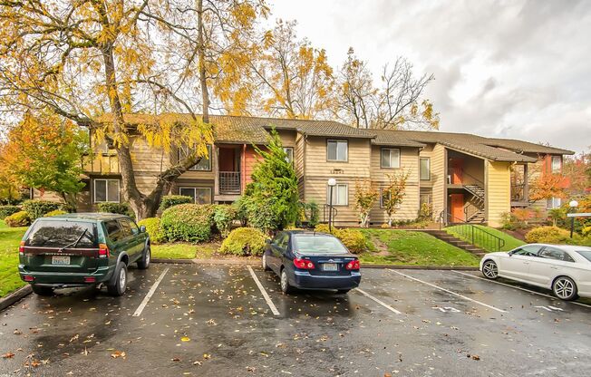 3 beds, 2 baths, 1,067 sqft, $1,946, Unit CMV 12223 - 206