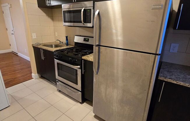 1 bed, 1 bath, $1,250, Unit #5