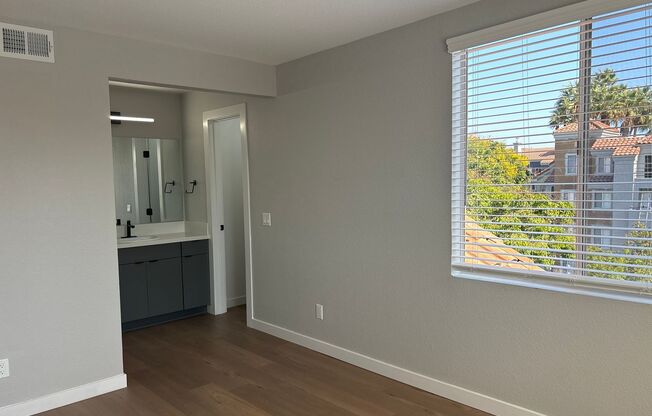 2 beds, 2 baths, 1,013 sqft, $3,510, Unit D-430