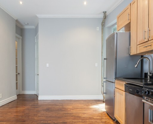 2 beds, 1 bath, $5,495, Unit 2