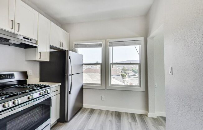 1707 36th Avenue