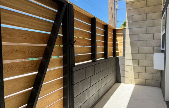 Studio, 1 bath, 285 sqft, $2,520, Unit 100