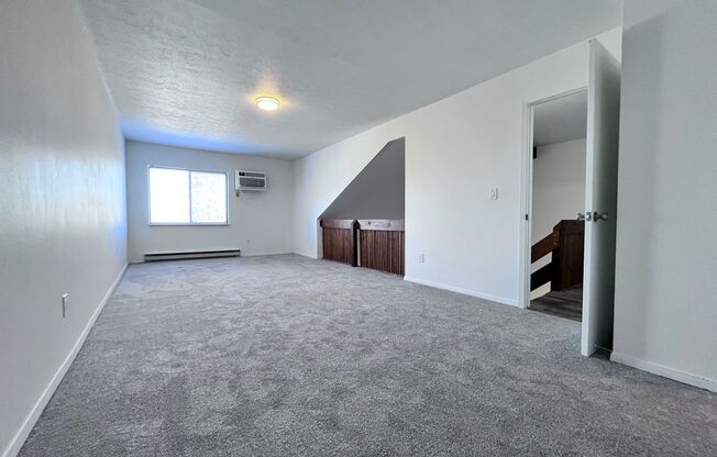 2 beds, 1 bath, 1,115 sqft, $1,150, Unit 2597-1U