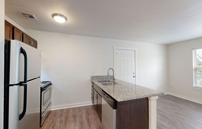 1 bed, 1 bath, 550 sqft, $819, Unit 0206