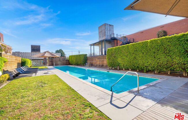 1 bed, 1 bath, 980 sqft, $3,400, Unit 114