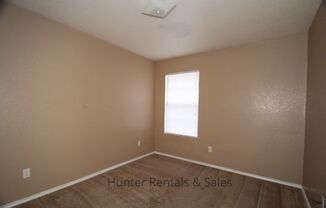 3 beds, 2 baths, $875