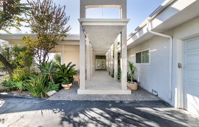 Alto Cedro Estate Lease