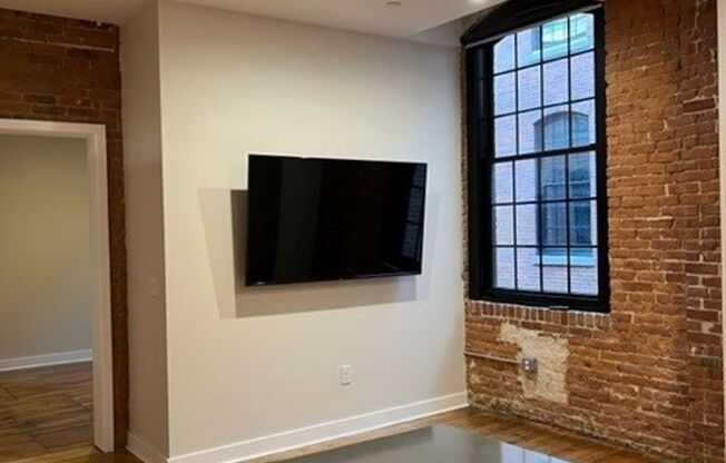 1 bed, 1 bath, 581 sqft, $1,575, Unit 1112