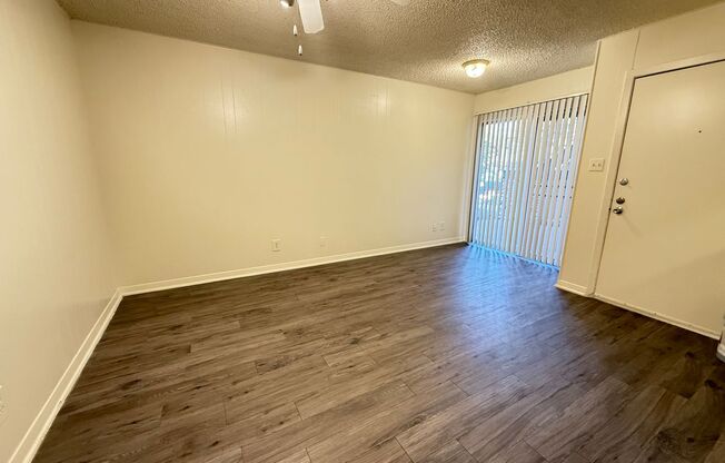 1 bed, 1 bath, 550 sqft, $1,175, Unit MKEA-102