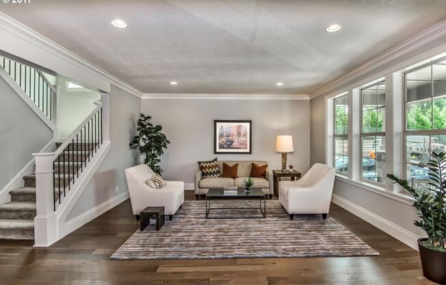 Beautiful 5 BD* 3 BA* Single Family Home Located In Findley Heights Community Located In Bethany *High End Finishes*