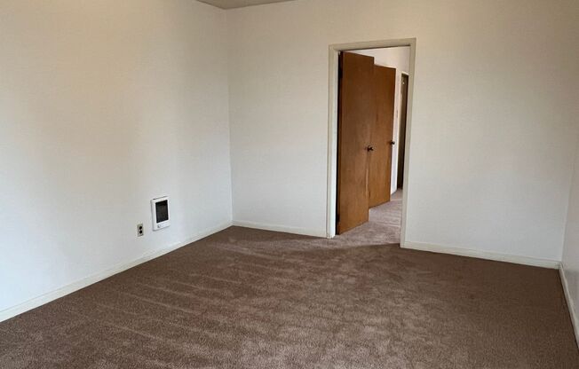 1 bed, 1 bath, 600 sqft, $1,325