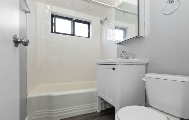 1 bed, 1 bath, 620 sqft, $2,595, Unit 10212-B3