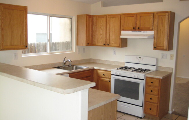 3 beds, 2 baths, $1,795