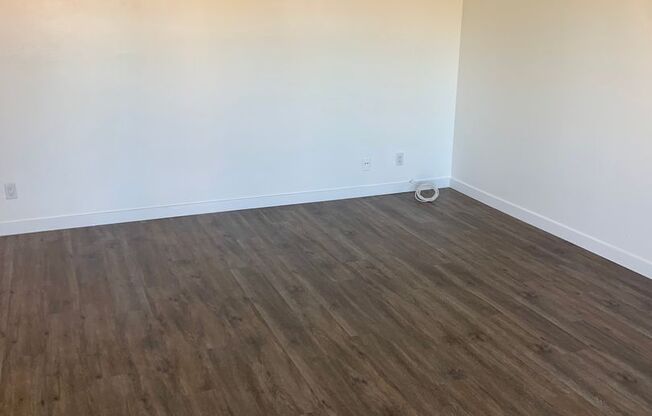 1 bed, 1 bath, 650 sqft, $2,150, Unit 15