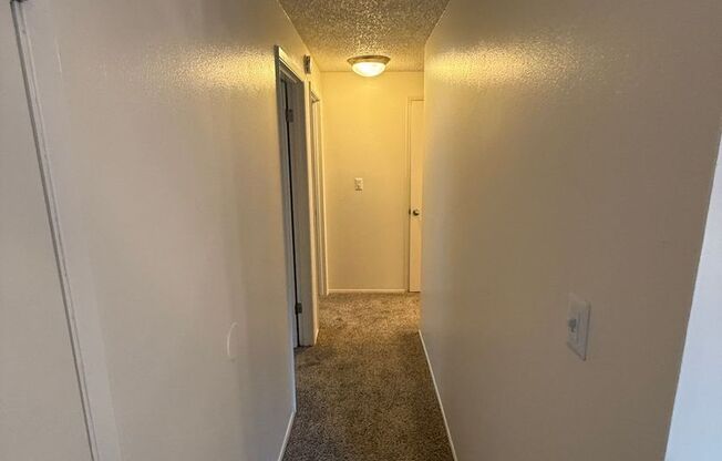 2 beds, 1 bath, 825 sqft, $1,245, Unit 479