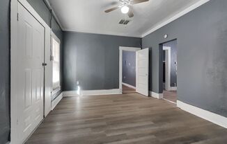 3511 Pershing Unit #2