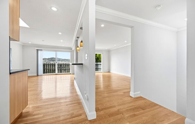 407 Joost Ave