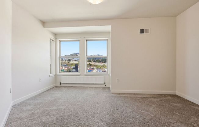 2 beds, 1.5 baths, 901 sqft, $3,695, Unit 14