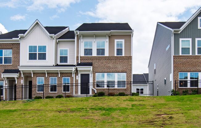 Brand-New Townhome in Renaissance at White Oak – 3BR/2.5BA, 1,550 SF