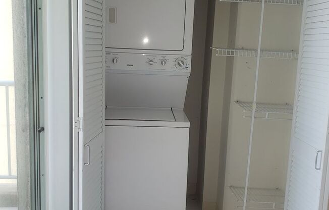 Must see One Kalakaua Unit