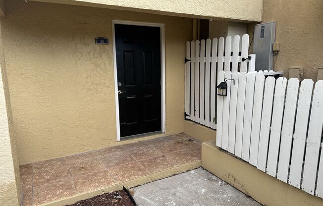 Studio, 1 bath, 500 sqft, $1,095, Unit Apt 50