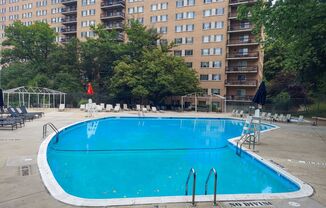 Spacious 1br/1bth Condo minutes from Downtown Silver Spring!