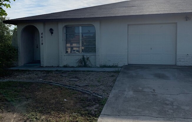 3 beds, 2 baths, 1,167 sqft, $1,650