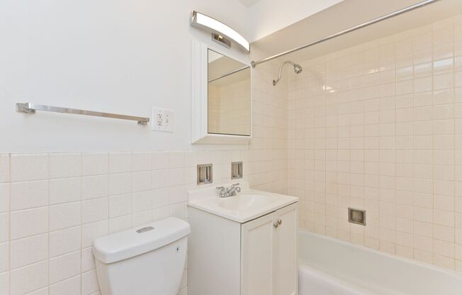 Studio, 1 bath, $1,195, Unit 505