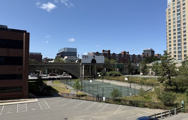 1 bed, 1 bath, 655 sqft, $3,250, Unit 313