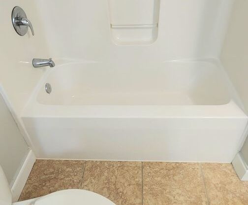 Studio, 1 bath, 750 sqft, $1,150, Unit Studio 5
