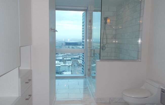 2 beds, 2 baths, $5,400, Unit UNIT 2909