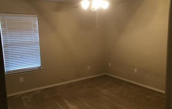 3 beds, 2 baths, $2,100