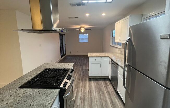 Cool home in East Austin - Don't Miss this one - Perfect for Roommates!
