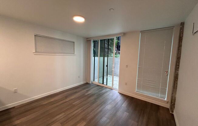 1 bed, 1 bath, 466 sqft, $1,595, Unit 203