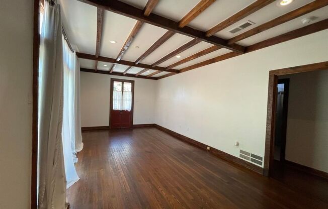 Available July 2026 | Downtown Baton Rouge – Beauregard Area