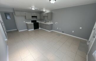 3 beds, 1 bath, 1,200 sqft, $950, Unit A