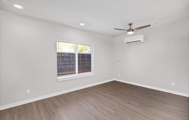 Studio, 1 bath, $1,350, Unit A204