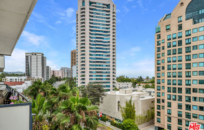 2 beds, 2 baths, 1,352 sqft, $5,100, Unit 1014