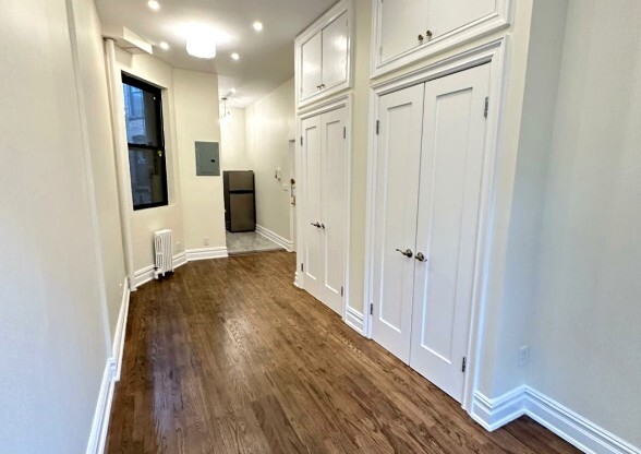 245 E 62 ST
