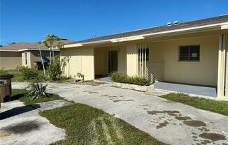 625 SE 46 LN