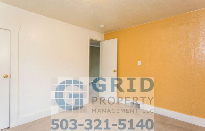 2 beds, 1 bath, $2,350