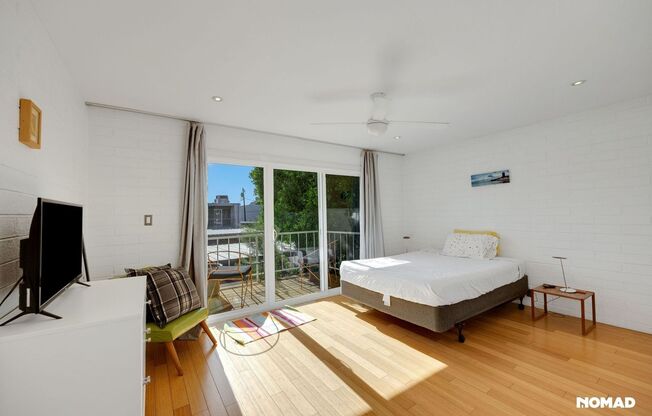 2 beds, 1.5 baths, $2,500, Unit LABS 7740 E Heatherbrae Ave - 36827520420