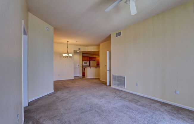 FANTASTIC GUARD GATED COMMUNITY IN PARK AVENUE.
