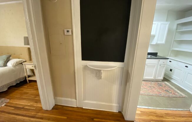1 bed, 1 bath, 800 sqft, $1,850, Unit 950-01